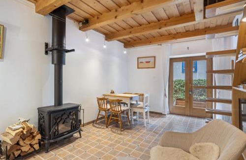 Bechyne House | Holiday Home Parkany 2 by Interhome