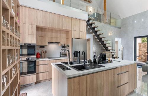 Dolni Laz House | Holiday Home Party & Friends Villa by Interhome