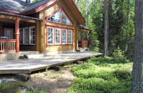 Haapamaki House | Holiday Home Puolukka by Interhome