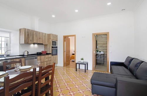 Luz de Tavira House | Holiday Home 'Quinta Alegre Tavira T2' with Shared Pool, Wi-Fi and Air Conditioning