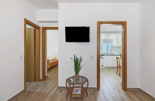 Luz de Tavira House | Holiday Home 'Quinta Alegre Tavira T2' with Shared Pool, Wi-Fi and Air Conditioning