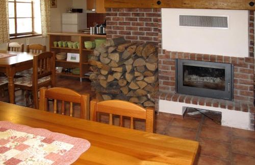 Uhlejov House | Holiday Home Růžovka by Interhome