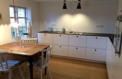 Hattlund Apartment | Holiday home Scheersbergkate