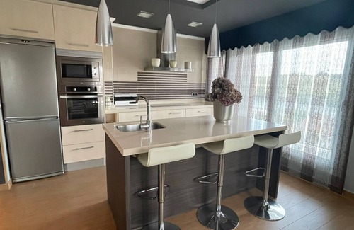 Castrillon House | Holiday Home 'Santa Divina Relax Para 10 Personas' with Balcony and Wi-Fi