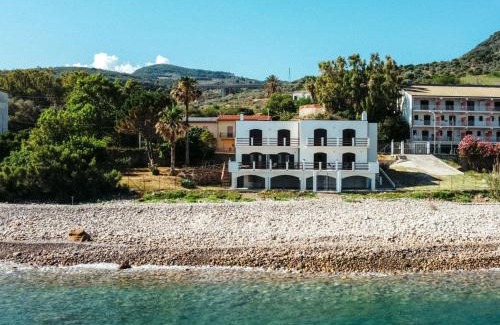 Marina di Caronia House | Holiday Home Santa Maria by Interhome