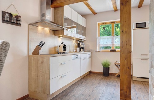 Lauenburg an der Elbe House | Holiday Home 'Scheffler' with Private Terrace, Private Garden and Wi-Fi