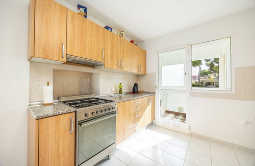 El Arenal House | Holiday Home 'Son Veri D'abaix Derecha' with Sea View, Wi-Fi and Air Conditioning