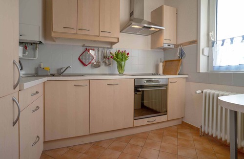 Hage House | Holiday Home 'Sonneninsel' with Private Terrace, Private Garden and Wi-Fi