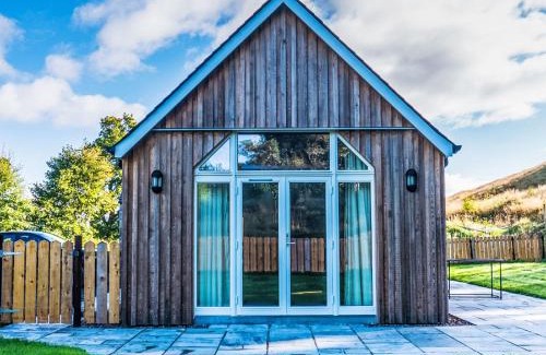 Glen Urquhart House | Holiday Home The Barn by Interhome