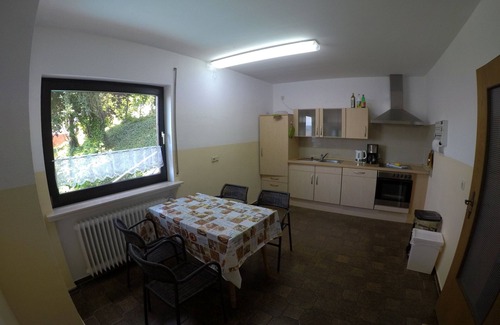 Altmorschen House | Holiday Home 'Villa - Fuldablick' with Mountain View, Private Terrace and Wi-Fi
