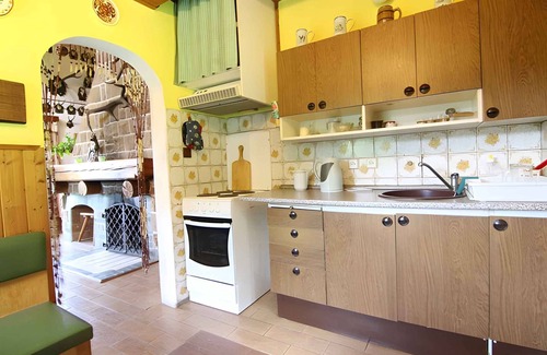 Mostek House | Holiday home with barbecue facilities