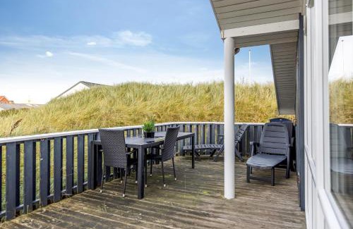 Lild Strand House | Holiday Home With Spa And Sauna, Just 200 Meters From The North Sea