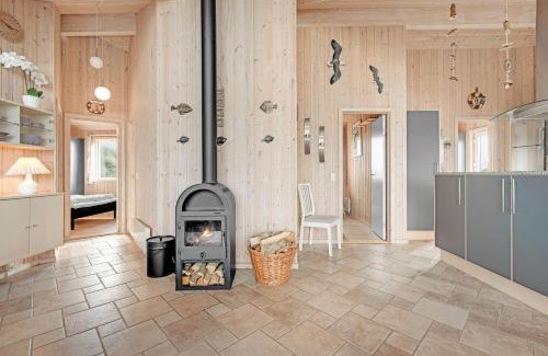Lild Strand House | Holiday Home With Spa And Sauna, Just 200 Meters From The North Sea