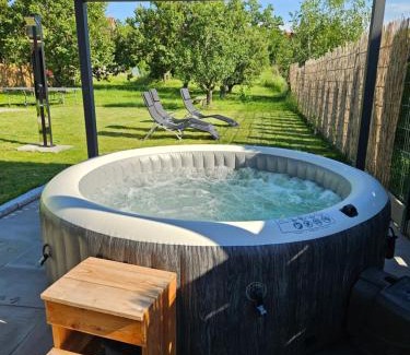 Znojmo House | Holiday Home Znojmo w/Wellness & Wine
