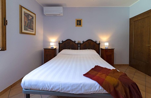 Pievefavera House | Holiday house San Severino Marche for 1 - 6 persons with 3 bedrooms - Holiday home