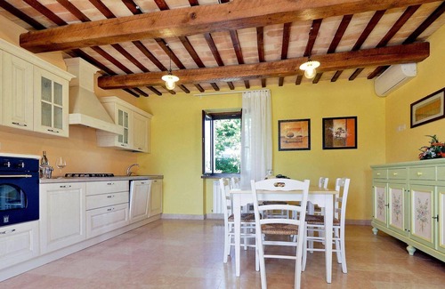 San Severino Marche House | Holiday house San Severino Marche for 1 - 11 persons with 5 bedrooms - Holiday home