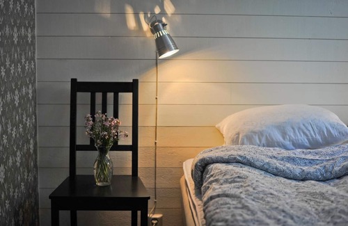 Alingsas House | Holiday house Alingsås for 1 - 9 persons with 3 bedrooms - Holiday house