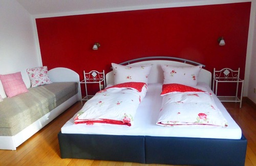 Vogelsgrun House | Holiday house Auerbach for 1 - 10 persons with 4 bedrooms - Holiday home