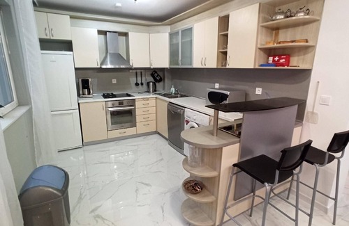 Balchik House | Holiday house Balchik for 1 - 16 persons with 6 bedrooms - Holiday apartment in one or multi-family