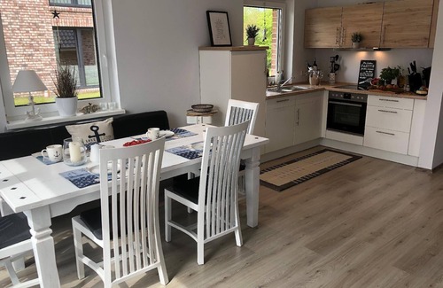 Nordseebad Burhave House | Holiday house Butjadingen for 1 - 4 persons with 2 bedrooms - Twin house