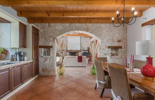 Buzet House | Holiday house Buzet for 1 - 8 persons with 4 bedrooms - Holiday home