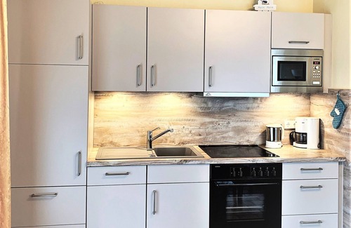 Stinteck Apartment | Holiday house with large garden, terrace, near the beach, pets welcome