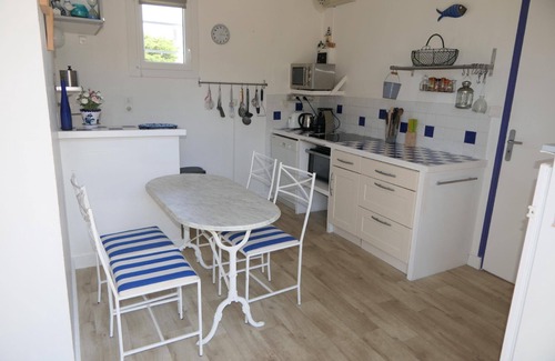 Anneville-sur-Mer House | Holiday house Anneville sur Mer for 1 - 4 persons with 2 bedrooms - Holiday house