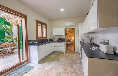 Pina House | HOLIDAY HOUSE IN THE TRANQUIL PUEBLO DE PINA