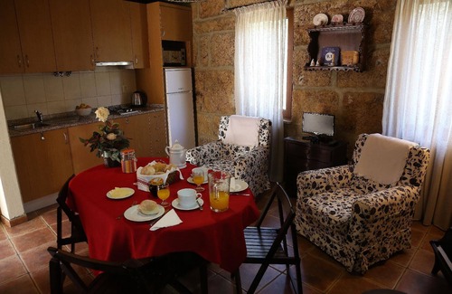 Varzea de Abrunhais House | Holiday house Lamego for 1 - 2 persons with 1 bedroom - Holiday house