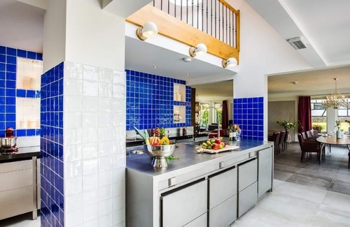 Mechelen House | Holiday house Mechelen for 1 - 18 persons with 7 bedrooms - Luxury holiday home