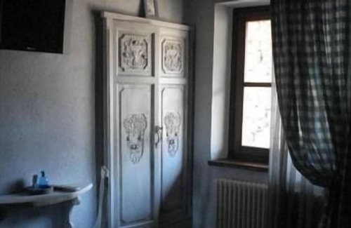 Mombarcaro Cottage | Holiday house Mombarcaro for 12 persons with 6 bedrooms - Farmhouse
