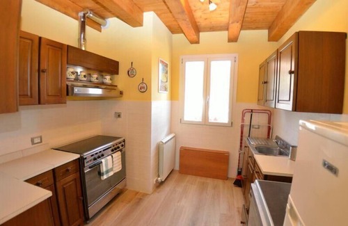 Marliana House | Holiday house Panicagliora for 1 - 17 persons with 6 bedrooms - Holiday home