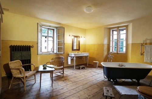 Poschiavo Other | Holiday house Poschiavo for 1 - 6 persons with 3 bedrooms - Castle