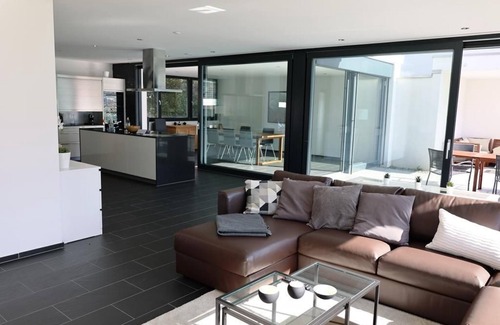 Ruetli House | Holiday house Sisikon for 1 - 4 persons with 2 bedrooms - Detached holiday house