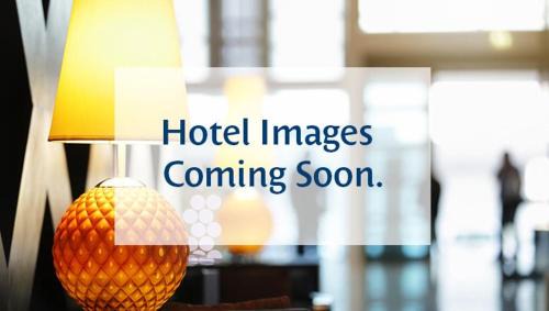 Brookfield Hotel | Holiday Inn Brookfield - Milwaukee by IHG