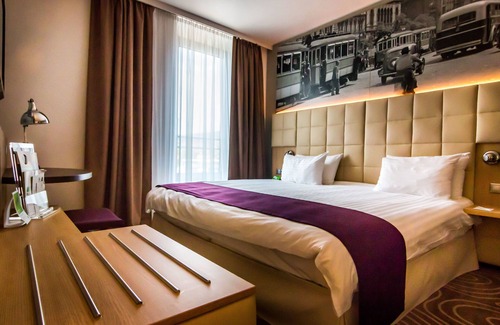 Budaors Hotel | Holiday Inn Budapest-Budaörs by IHG