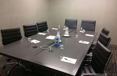 Coralville Hotel | Holiday Inn Coralville - Iowa City by IHG