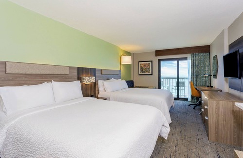 Daytona Beach Shores Hotel | Holiday Inn Express & Suites Oceanfront by IHG