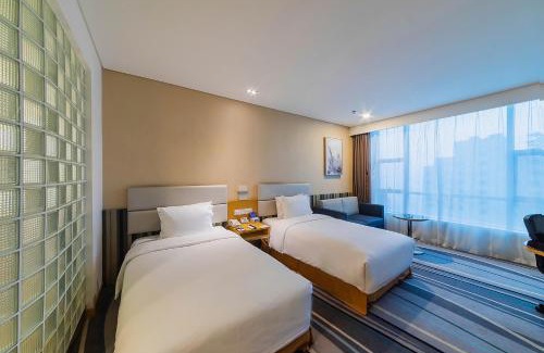 Jintai District Hotel | Holiday Inn Express Baoji City Centre by IHG