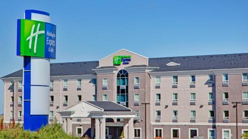 Swift Current Hotel | Holiday Inn Express Hotel & Suites Swift Current by IHG