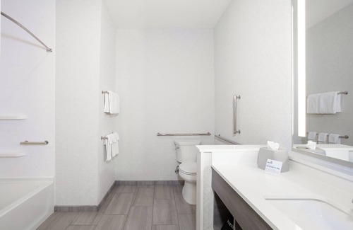 Chehalis Hotel | Holiday Inn Express Chehalis-Centralia by IHG
