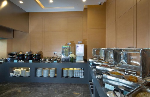 Xindu Hotel | Holiday Inn Express Chengdu Dafeng, an IHG Hotel