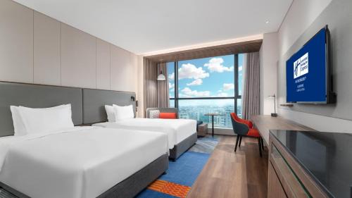 Chengdu Hotel | Holiday Inn Express Chengdu Pidu by IHG