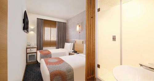 Thoraipakkam Hotel | Holiday Inn Express Chennai OMR Thoraipakkam by IHG