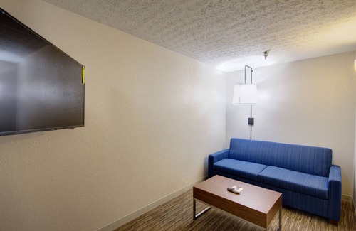Obetz Hotel | Holiday Inn Express Columbus South - Obetz by IHG