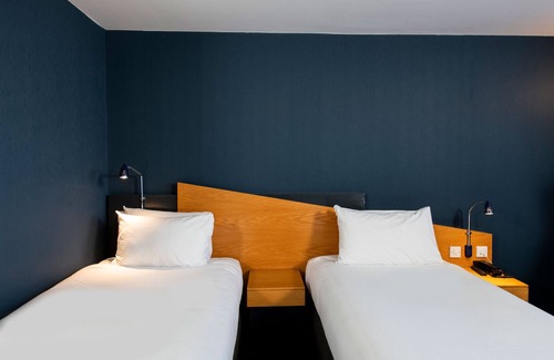 Wychbold Hotel | Holiday Inn Express Droitwich Spa by IHG