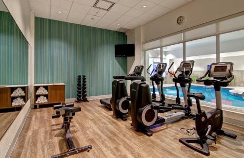Richmond Hill Hotel | Holiday Inn Express Hotel & Suites Toronto - Markham by IHG