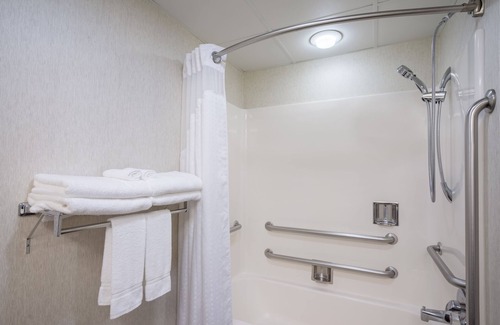 Hanover Hotel | Holiday Inn Express Hanover by IHG