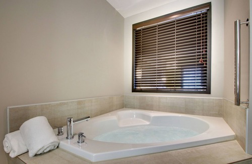 Helen Hotel | Holiday Inn Express Helen by IHG