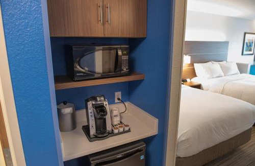 East Lansing Hotel | Holiday Inn Express Hotel & Suites East Lansing by IHG